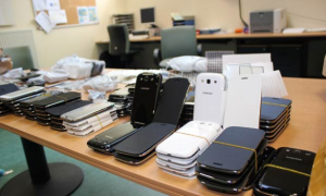 saisie-smartphones_270216