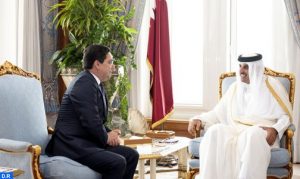 Doha-lEmir-du-Qatar-Cheikh-Tamim-Ben-Hamad-Al-Thani-recoit-Bourita-M-504x300
