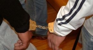 2_arretes_188189997-680x365_c