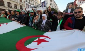 hirak-algerie-504x300