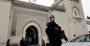 المجلس-الفرنسي-للديانة-الإسلامية-يوصي-بحظر-دخول-المسلمين-غير-الملقحين-إلى-المساجد