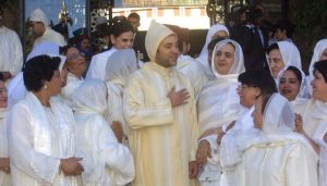 173-181256-king-morocco-women_700x400