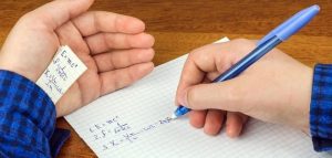 ما-هي-أسباب-الغش-في-الامتحانات-؟-وما-هي-النتائج-المترتبة-على-ذلك-؟