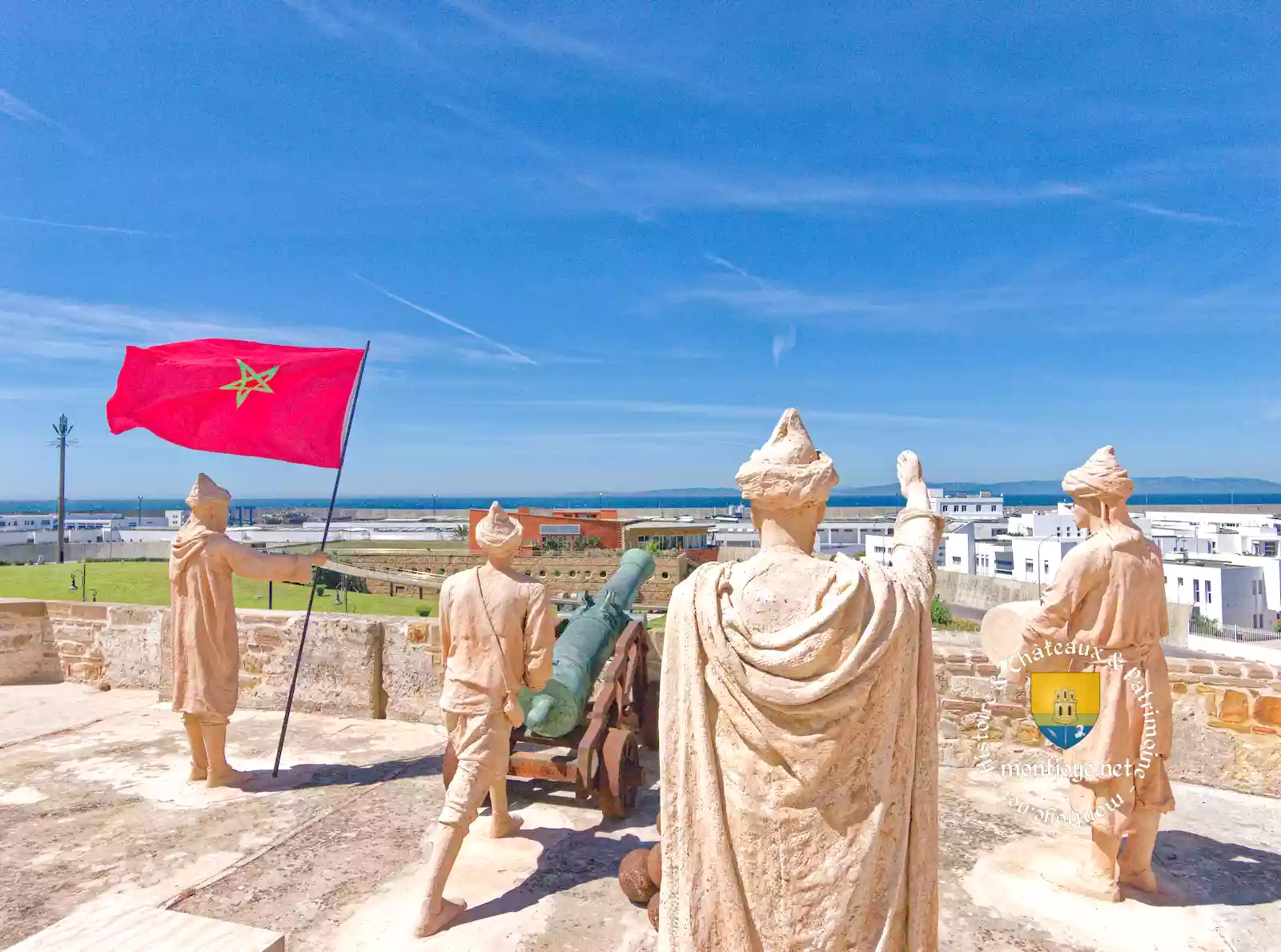 drapeau-marocain-Tanger-