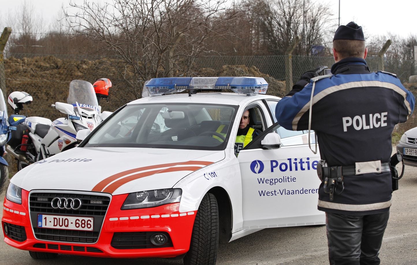 1444x920_rekkem-le-21-fevrier-2013-operations-de-controles-routiers-dans-le-cadre-de-la-cooperation
