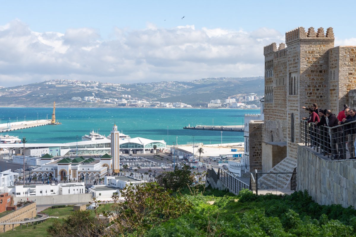 port-tanger-maroc-1200x800