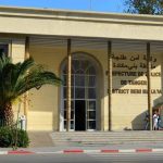 أمن بني مكادة يوقف المشتبه فيه بتعنيف فتيات ورمي أمتعتهن بالشارع بحي سيدي إدريس
